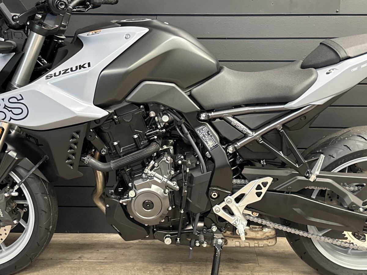 Suzuki GSX-8S