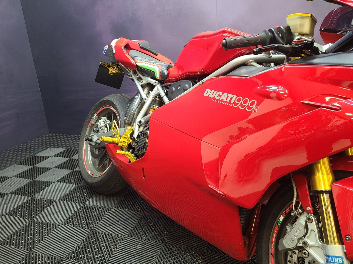 Ducati 999 S MONO