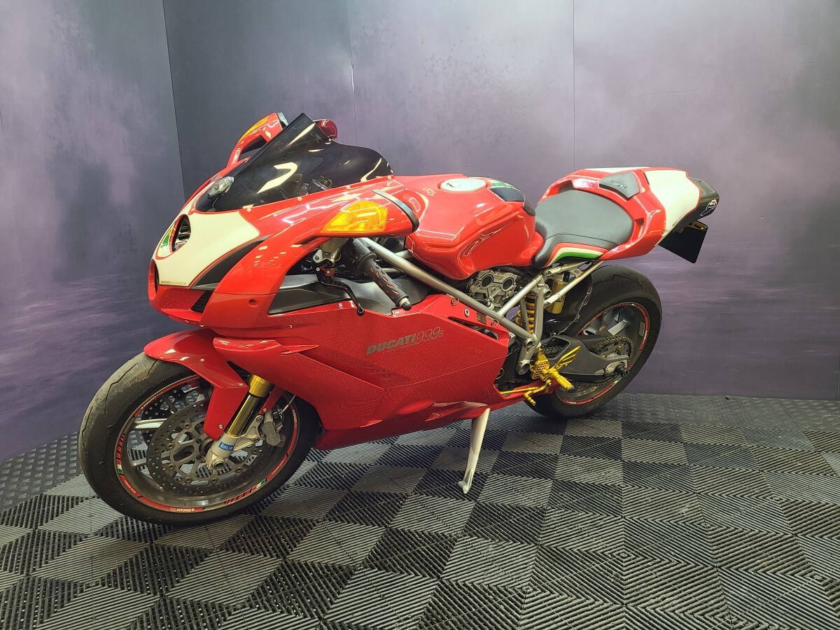 Ducati 999 S MONO