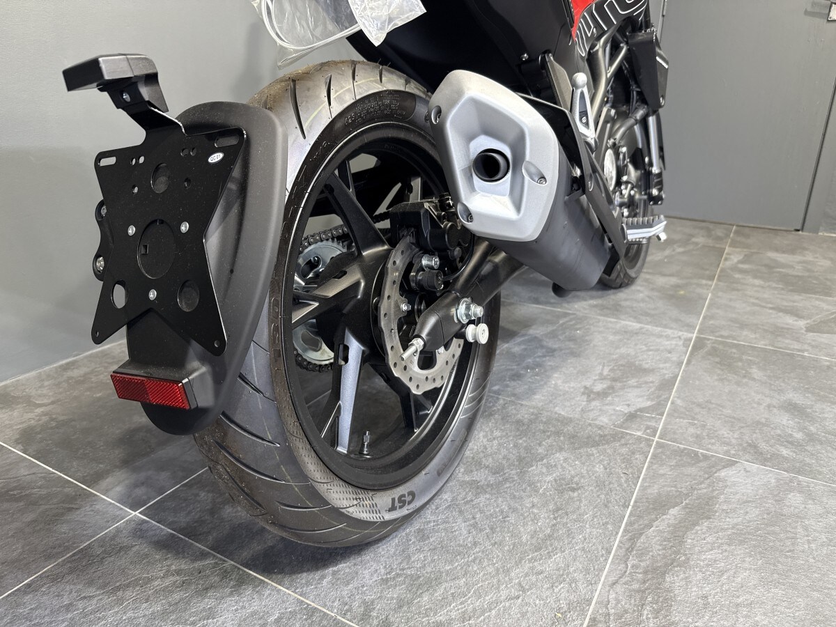 Benelli Leoncino 125cc