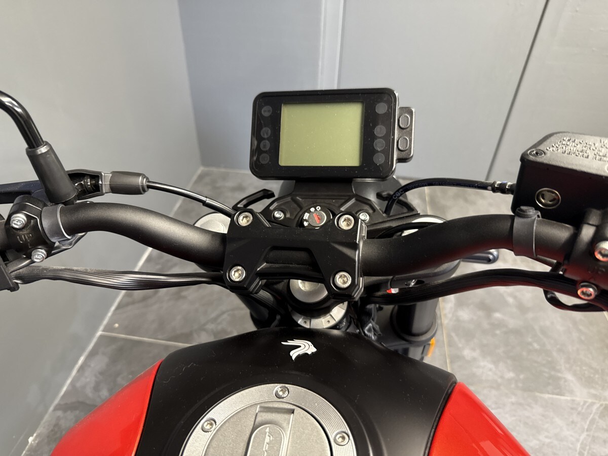 Benelli Leoncino 125cc