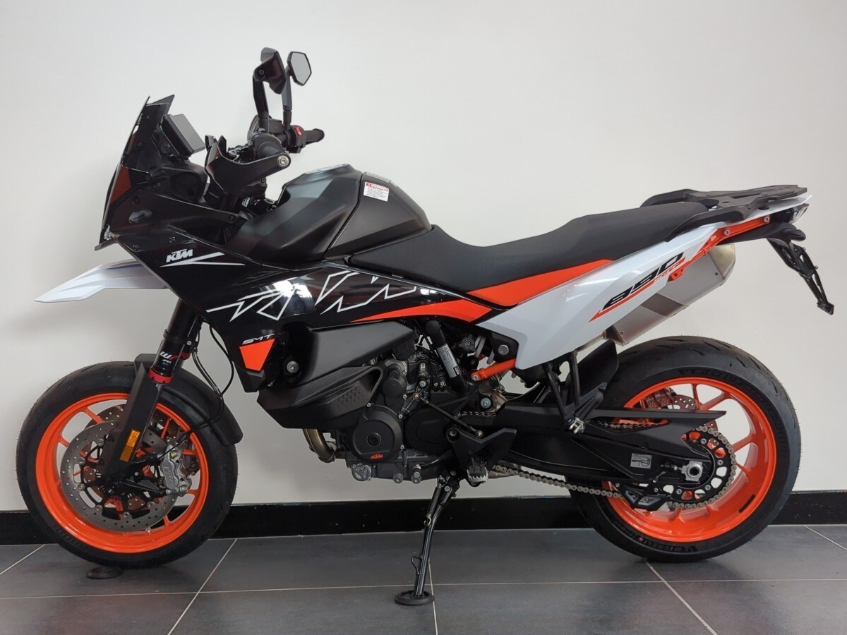 KTM 890 SMT