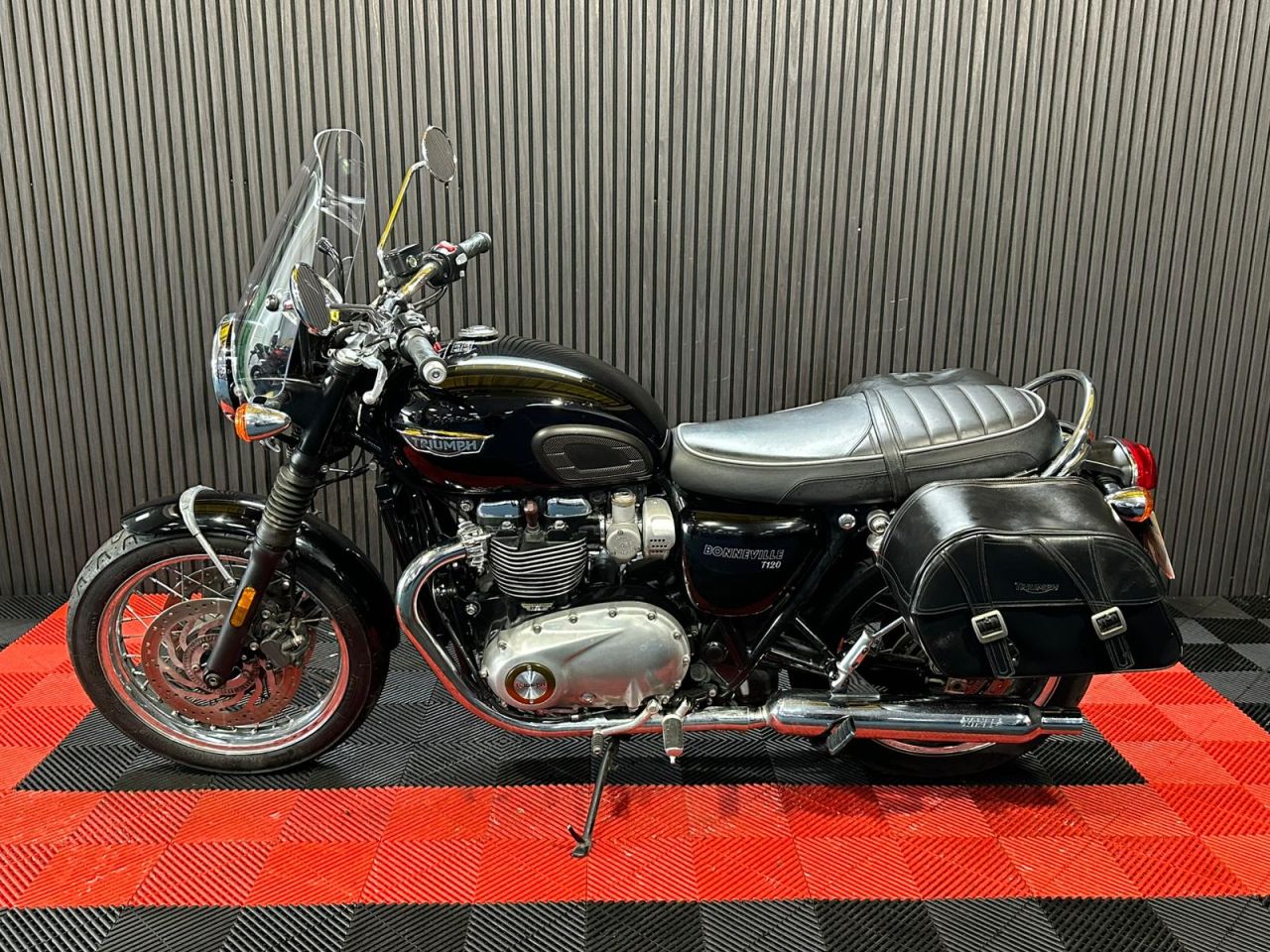 Used Triumph Bonneville T120 for sale - 78657307: Photo 10