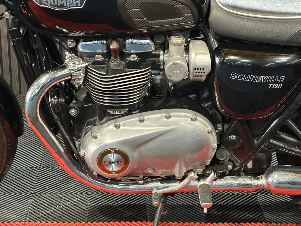 Used Triumph Bonneville T120 for sale - 78657307: Photo 18