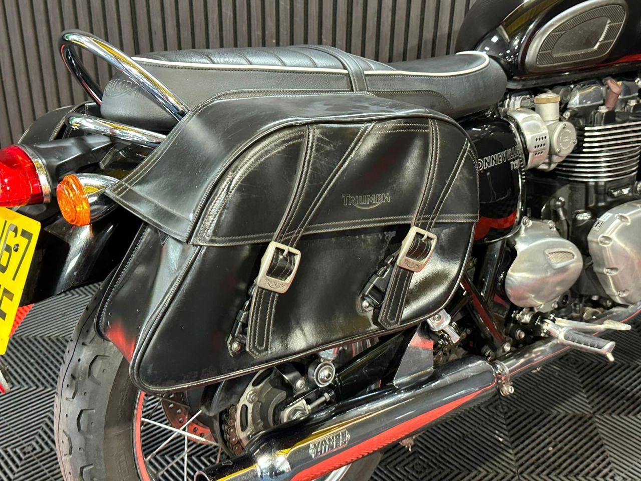 Used Triumph Bonneville T120 for sale - 78657307: Photo 23
