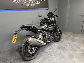 Used BMW G 310 R 2023 for sale - bike-77866330: Photo