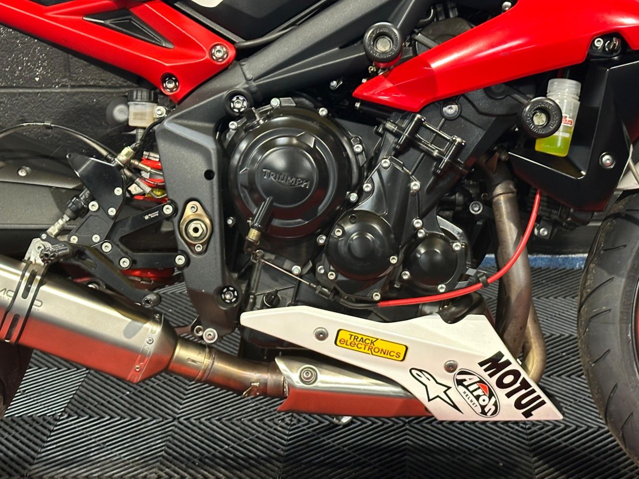 Used Triumph Street Triple 675 for sale - 78435132: Photo 17