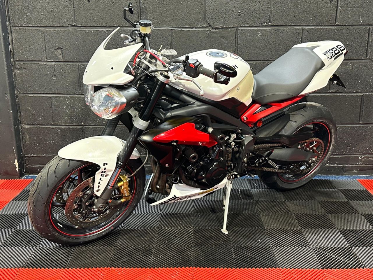Used Triumph Street Triple 675 for sale - 78435132: Photo 7