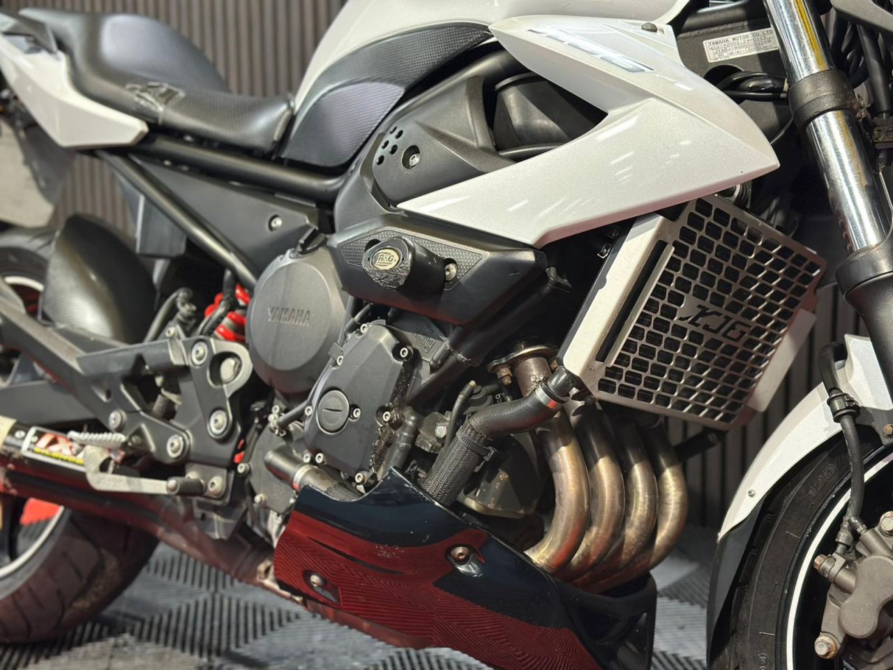 Used Yamaha XJ6 for sale - 78435164: Photo 15