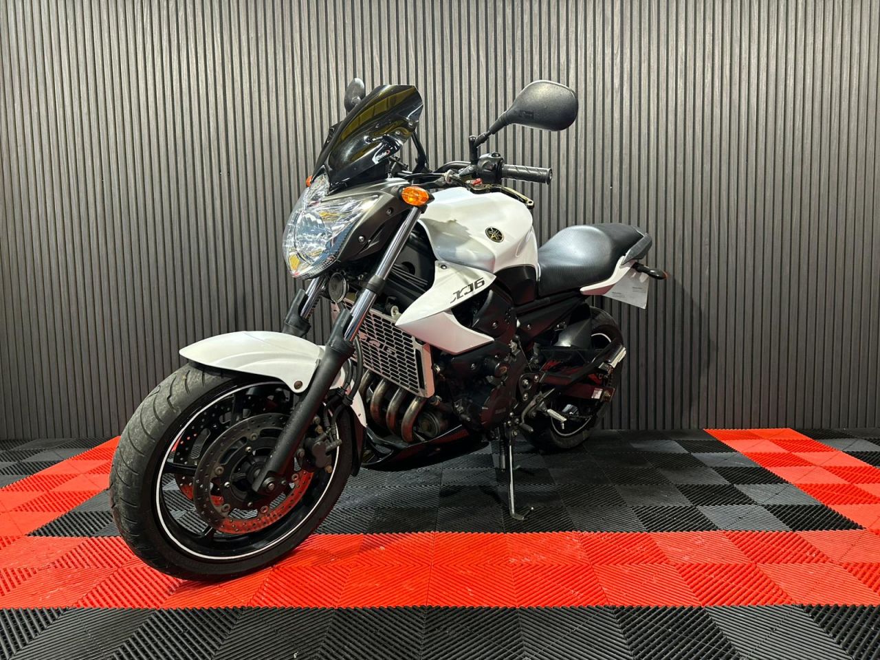Used Yamaha XJ6 for sale - 78435164: Photo 9
