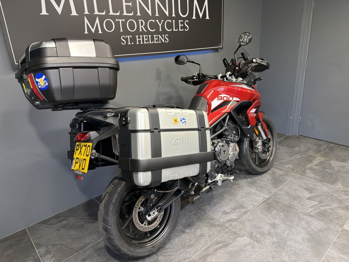 Triumph TIGER 900 GT