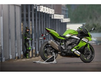 Used Kawasaki ZX-4RR ZX400SSFAN GN1 undefined for sale - bike-77866225: Photo