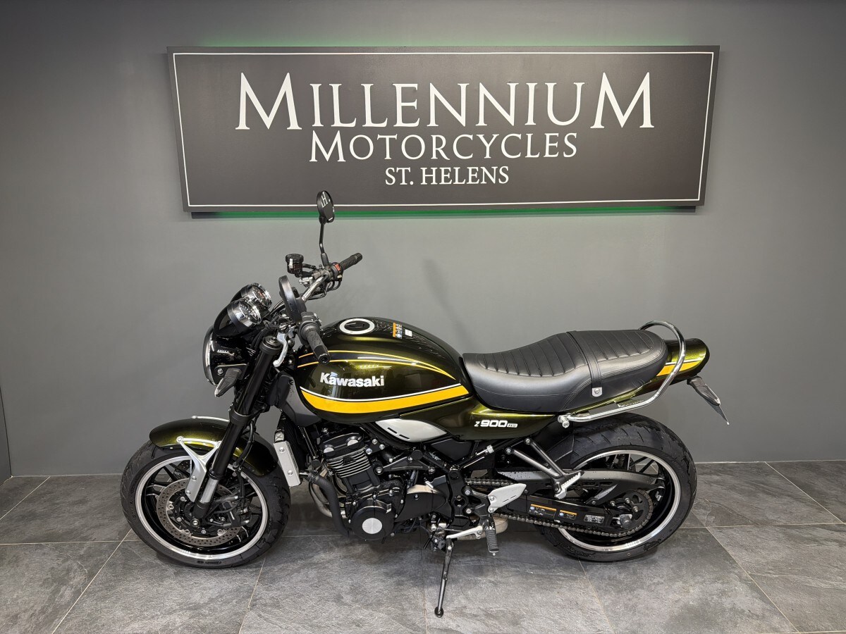 Kawasaki Z900RS CLFB