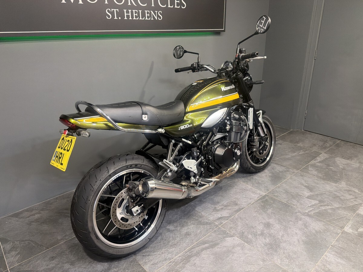 Kawasaki Z900RS CLFB