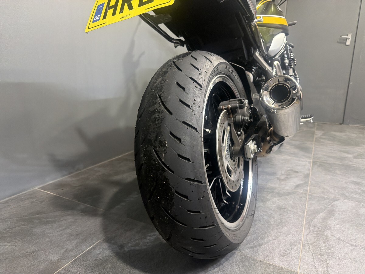 Kawasaki Z900RS CLFB