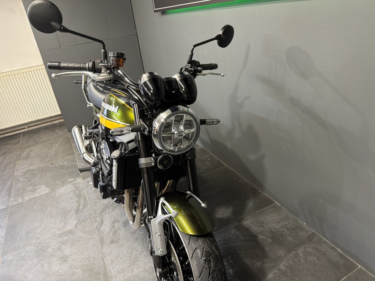 Kawasaki Z900RS CLFB