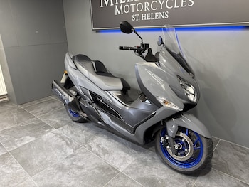 Used Suzuki BURGMAN 2024 for sale - bike-77866529: Photo