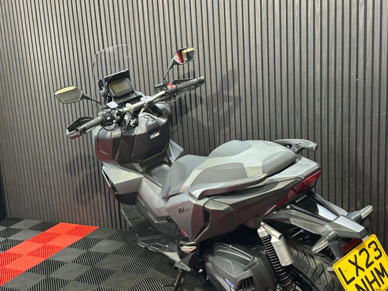 Used Honda ADV350 for sale - 78435491: Photo 25