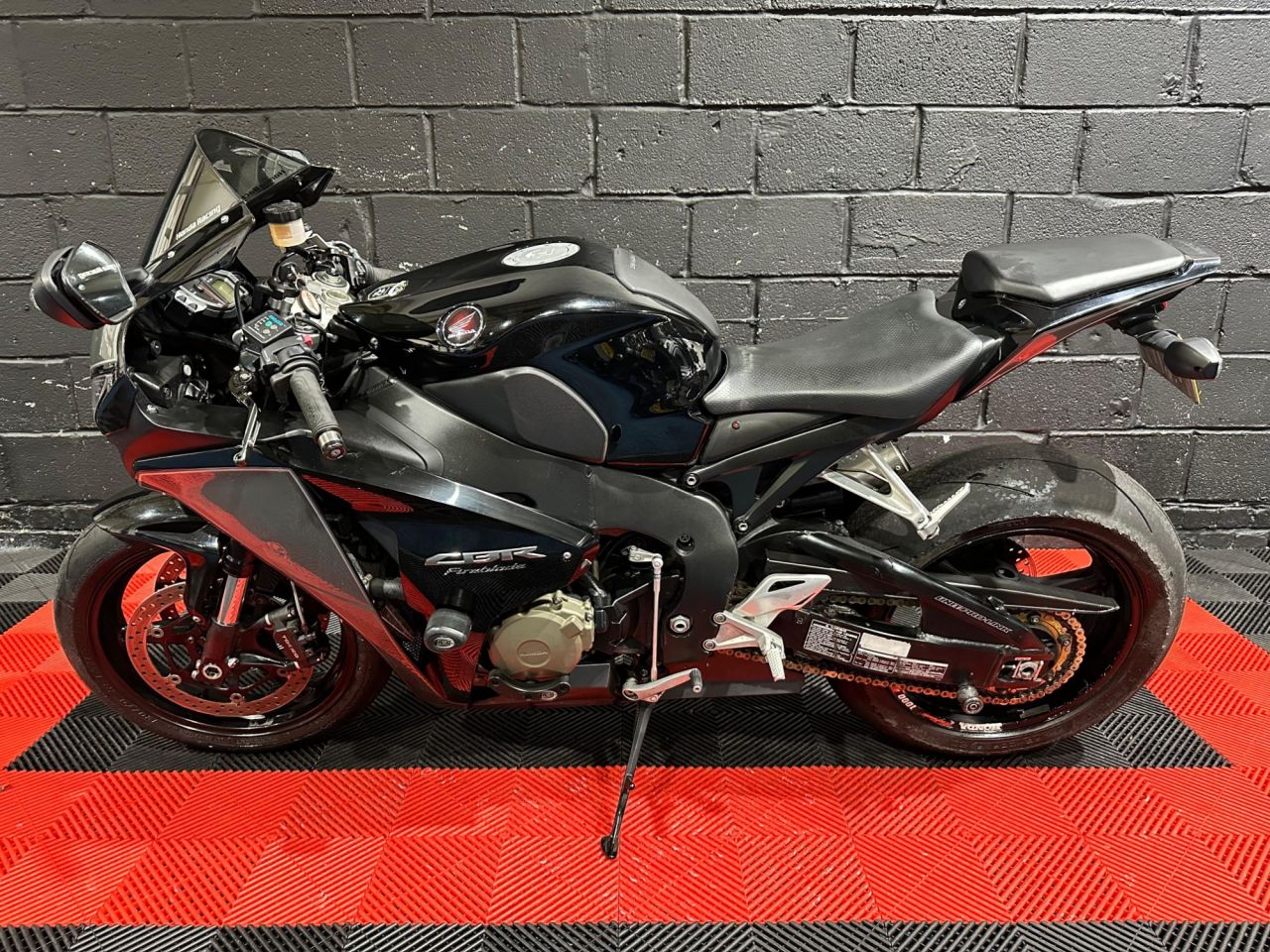 Used Honda CBR1000RR Fireblade for sale - 78435383: Photo 11