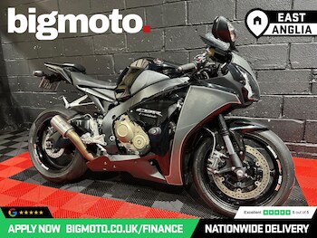 Used Honda CBR1000RR Fireblade undefined for sale - bike-78435383: Photo