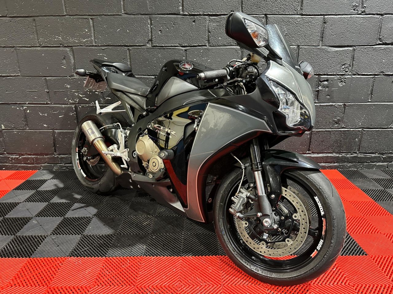 Used Honda CBR1000RR Fireblade for sale - 78435383: Photo 8
