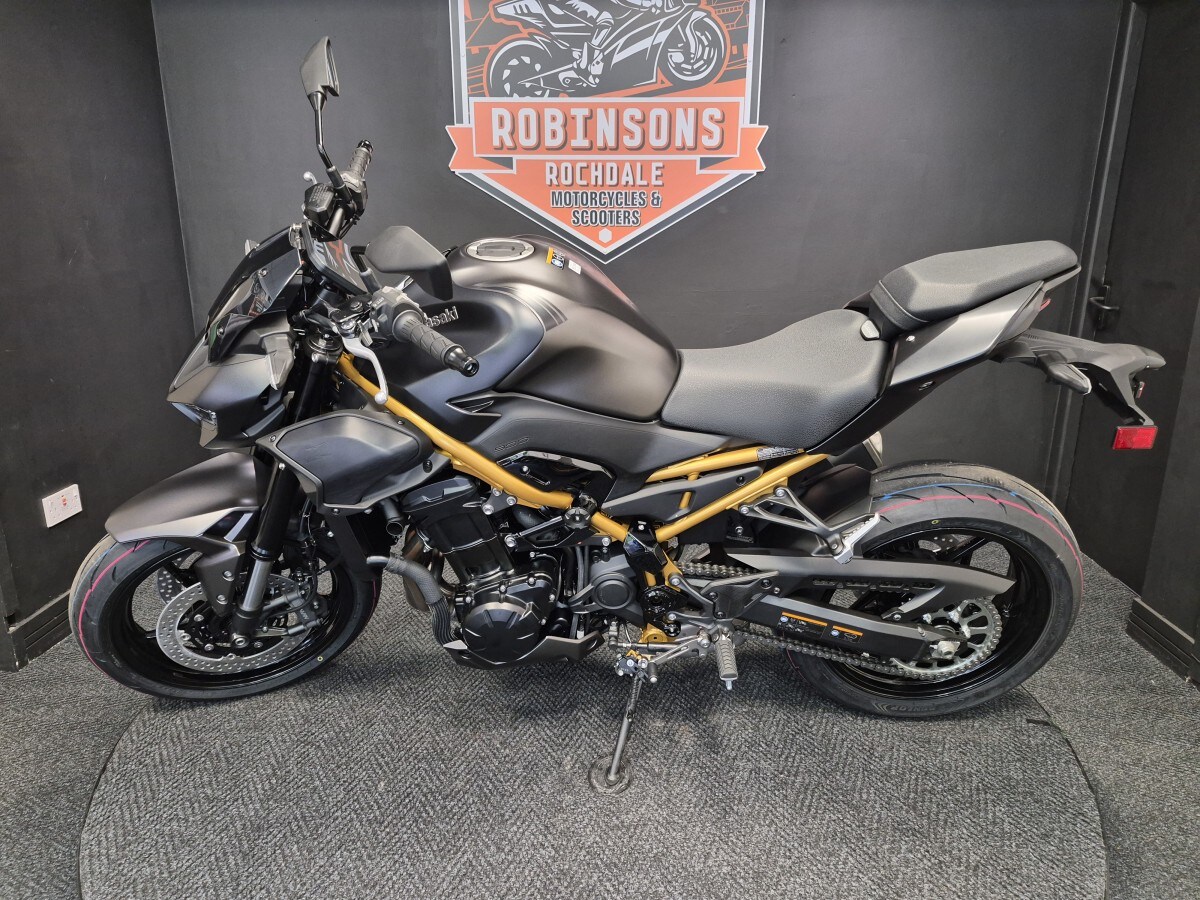 Kawasaki Z900