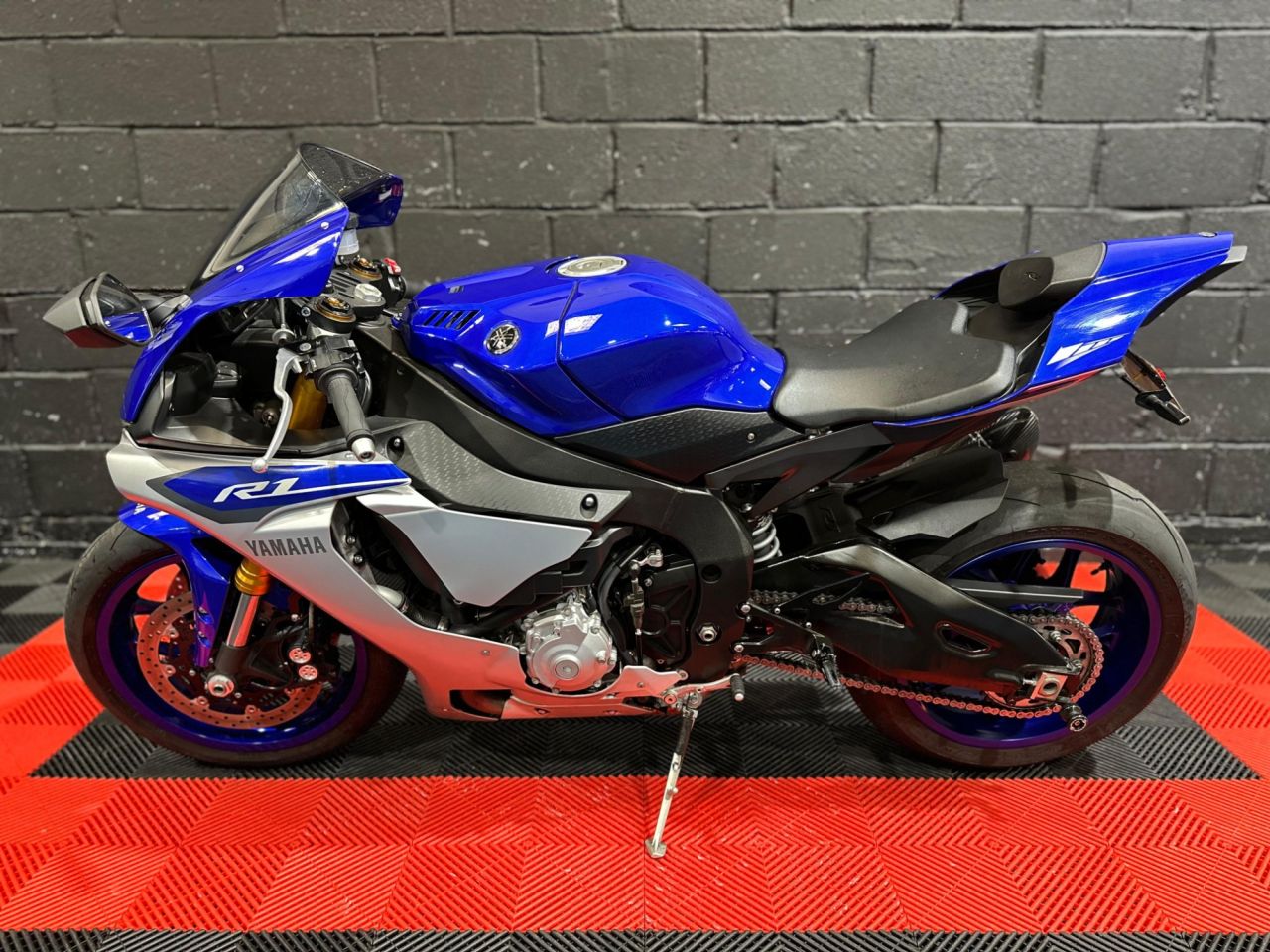 Used Yamaha R1 for sale - 78435382: Photo 11