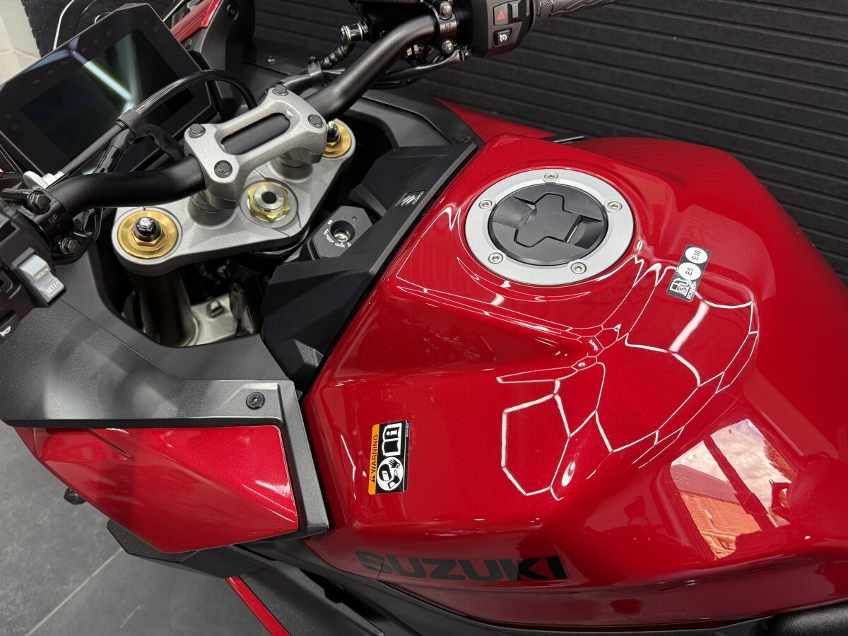 Suzuki GSX-S 1000 GT+