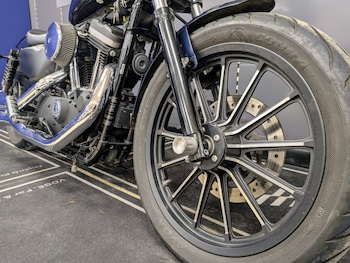 Used Harley-Davidson IRON 883 XL 2015 for sale - bike-78165074: Photo