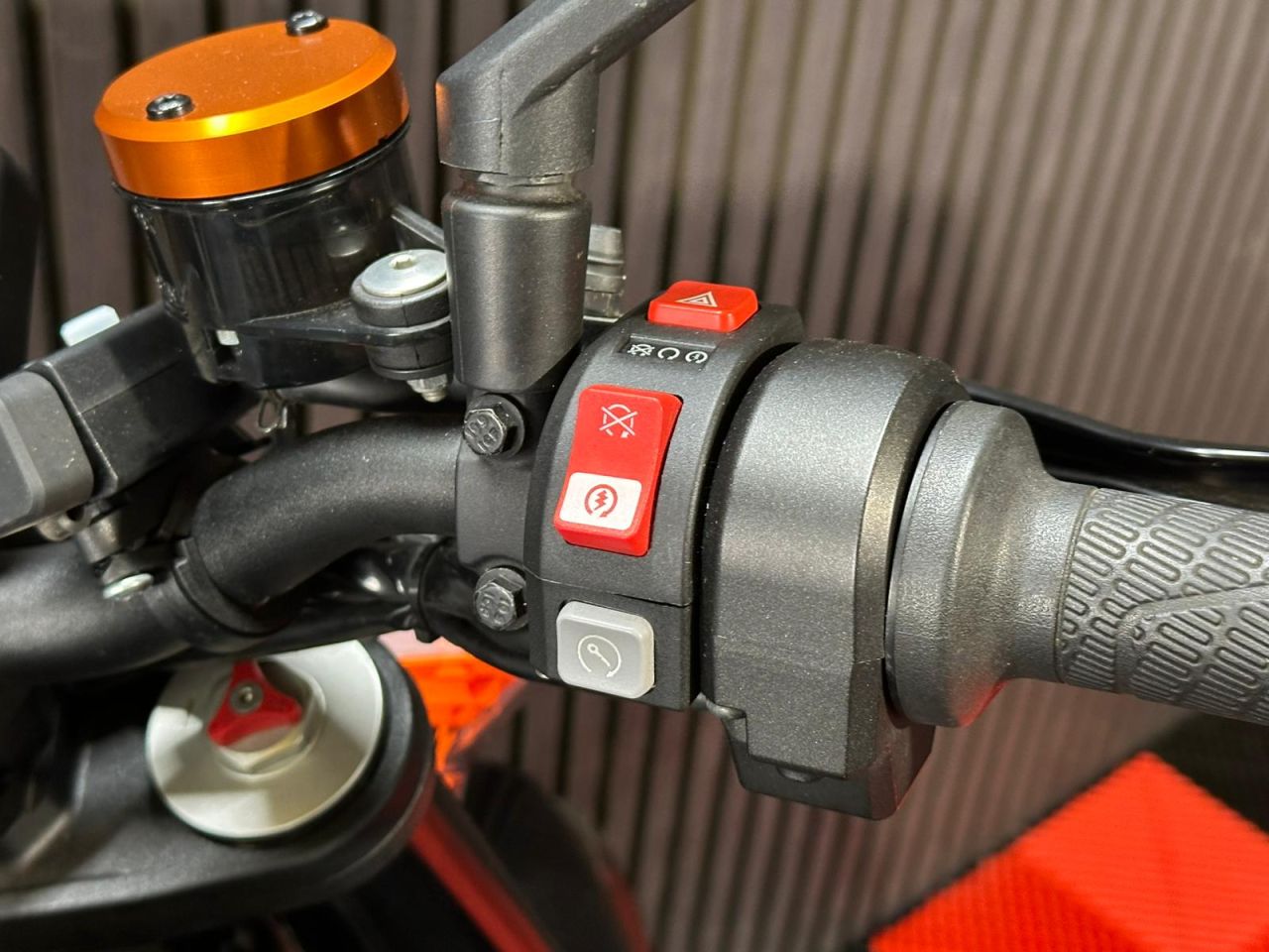 Used KTM 1290 Super duke R for sale - 78640096: Photo 24