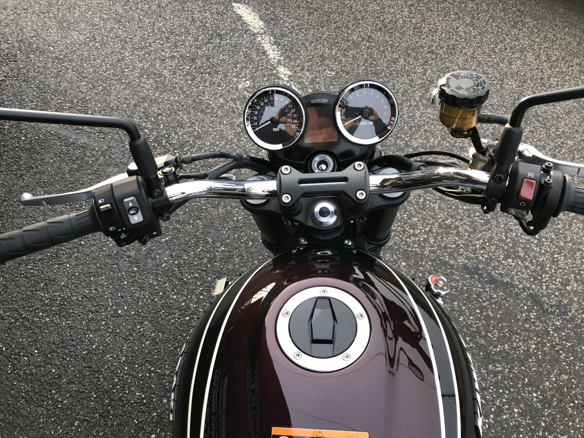 Kawasaki Z900RS ZR900KSFBB RD1