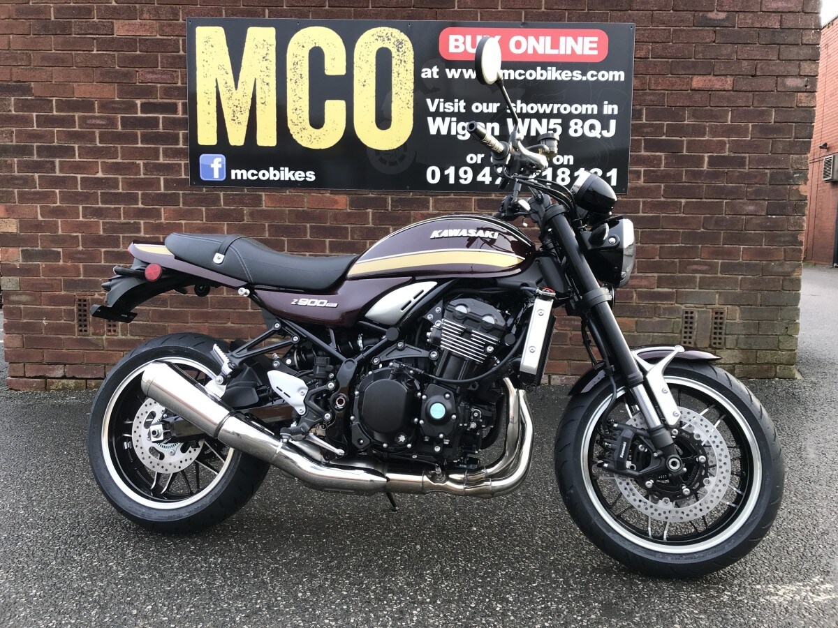 Kawasaki Z900RS ZR900KSFBB RD1
