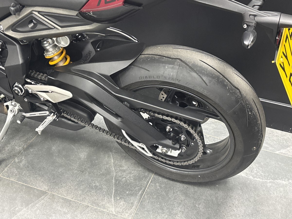 Triumph STREET TRIPLE 765 RS