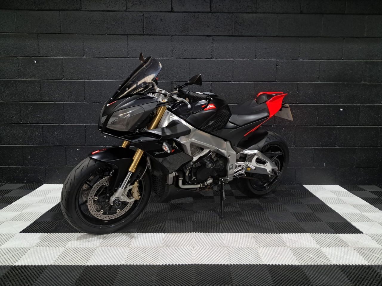 Used Aprilia Tuono 1000 V4 for sale - 78434609: Photo 9