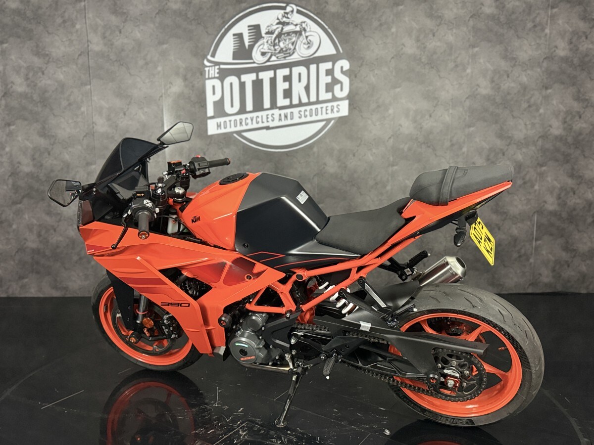 KTM RC 390 24