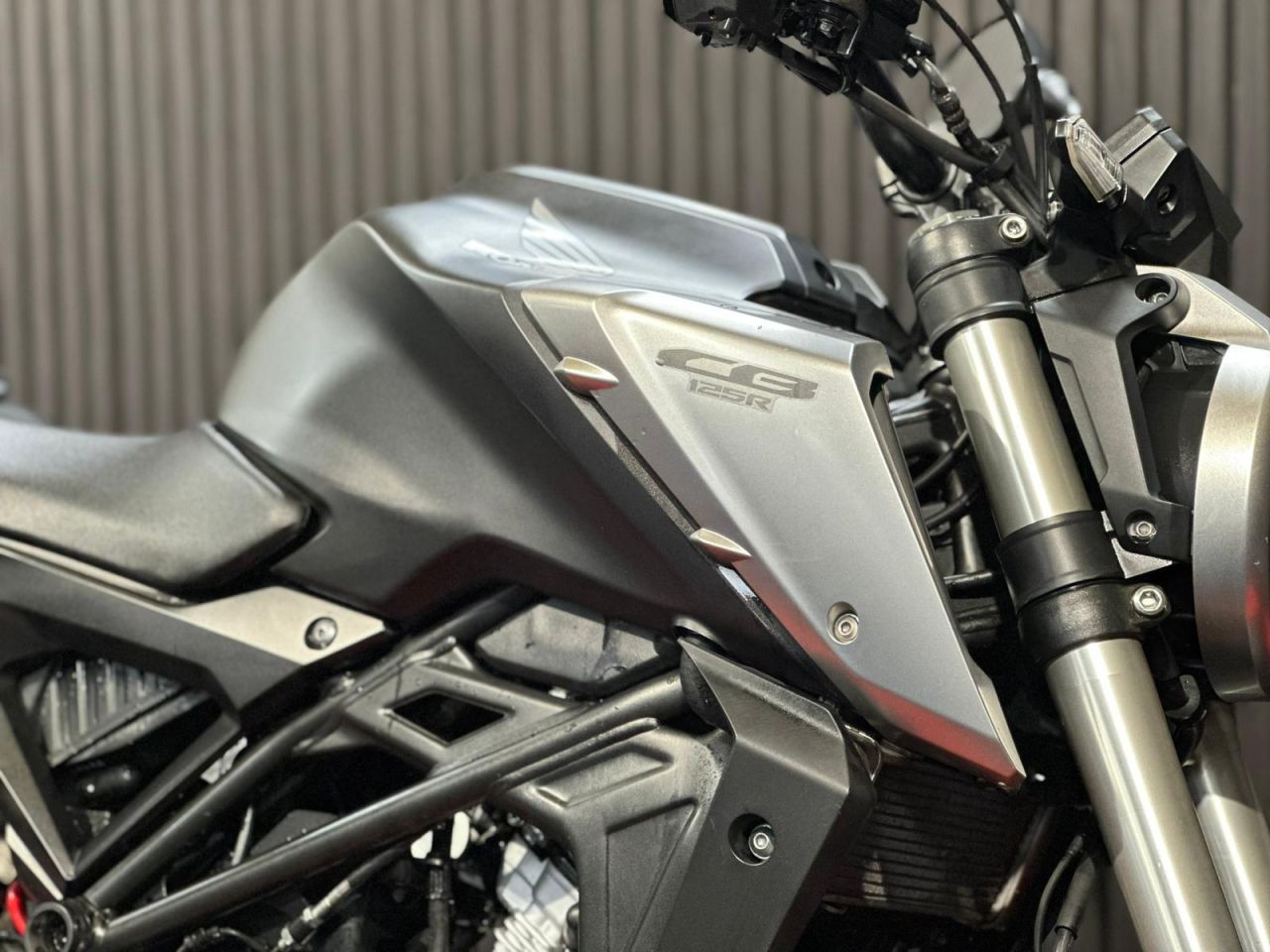Used Honda CB125R for sale - 78434925: Photo 15