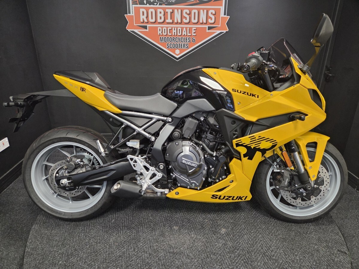 Suzuki GSX-8R