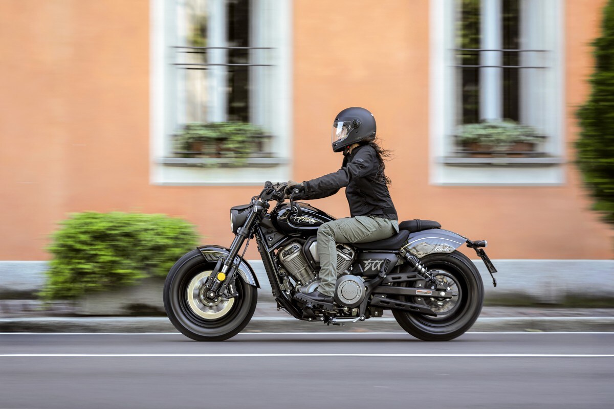 Benda Moto Chinchilla 500