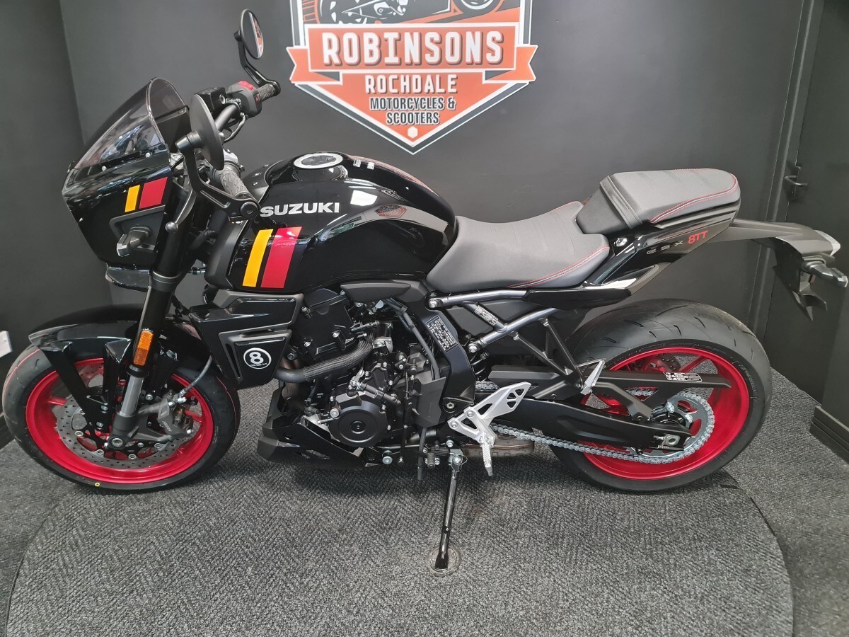 Suzuki GSX-8TT
