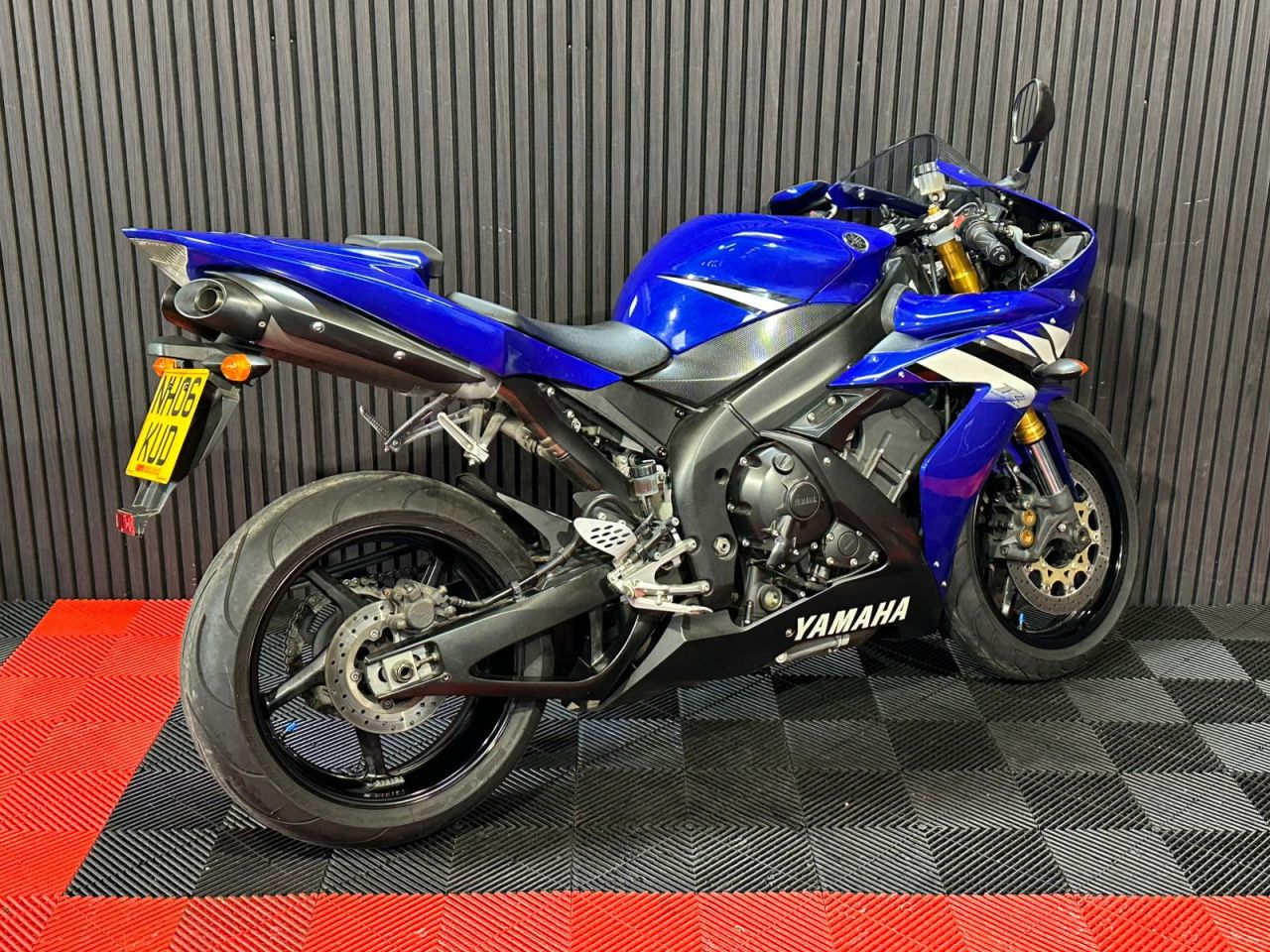Used Yamaha R1 for sale - 78779723: Photo 6