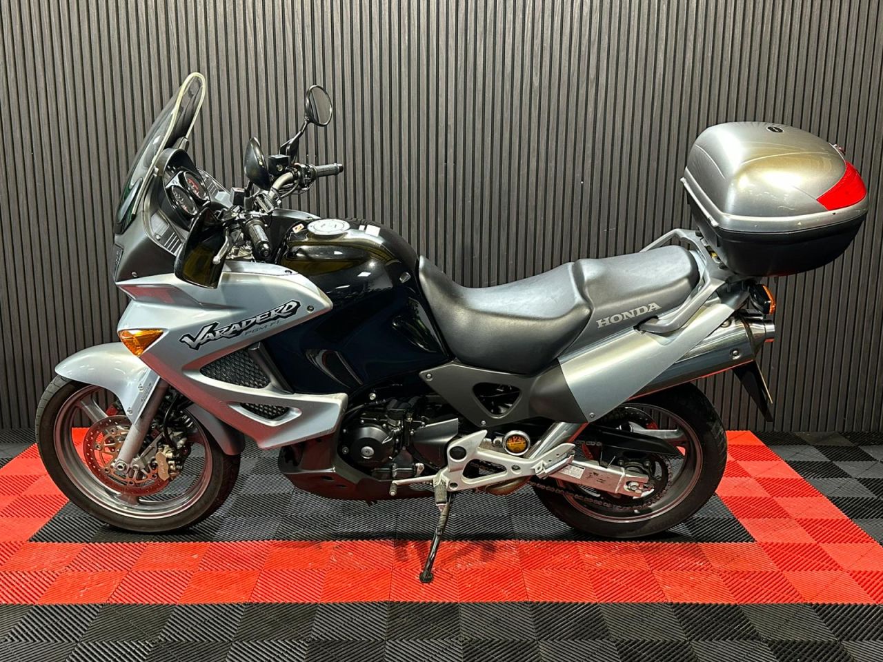 Used Honda XL1000V Varadero for sale - 78640076: Photo 10