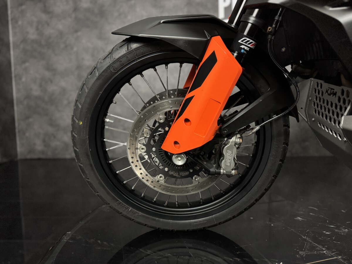 KTM 790 ADVENTURE 19