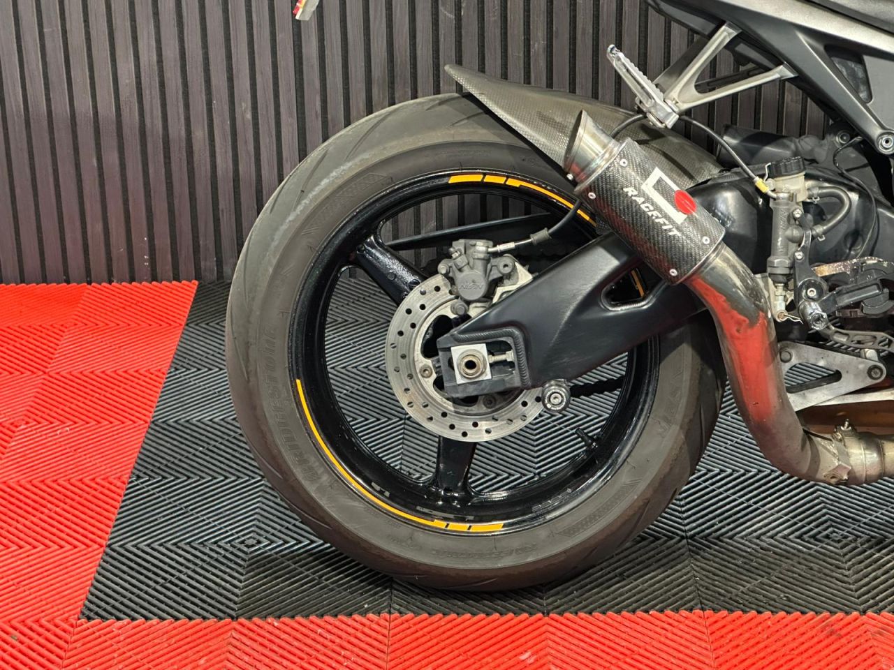 Used Honda CBR1000RR Fireblade for sale - 78640085: Photo 11