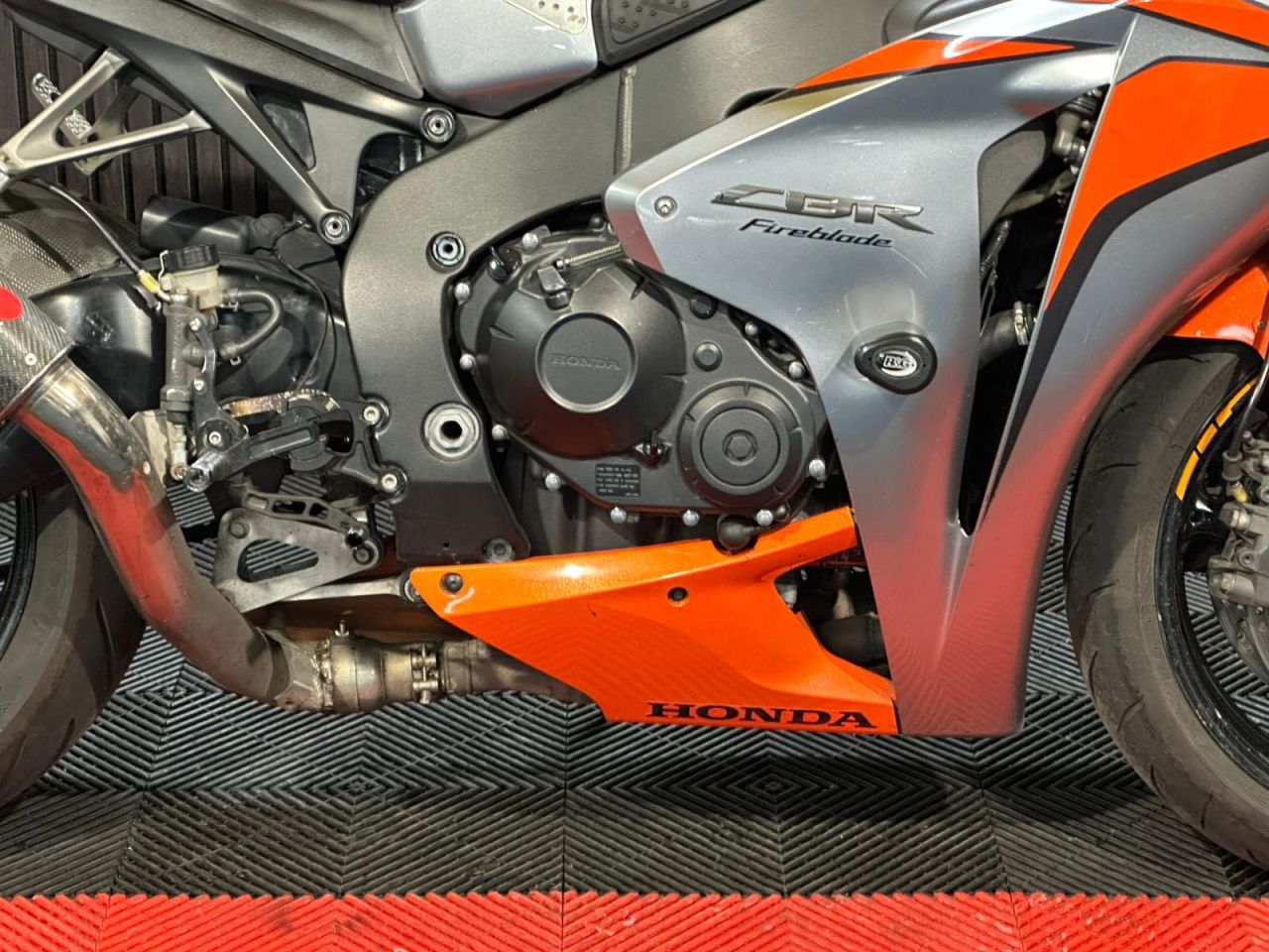 Used Honda CBR1000RR Fireblade for sale - 78640085: Photo 12