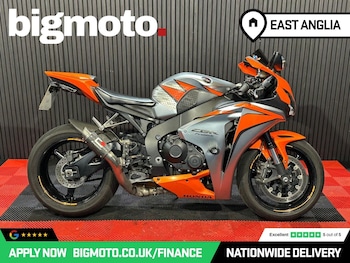 Used Honda CBR1000RR Fireblade undefined for sale - bike-78640085: Photo