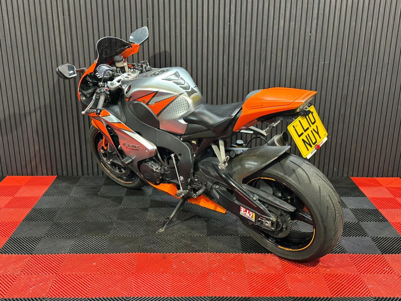 Used Honda CBR1000RR Fireblade for sale - 78640085: Photo 9