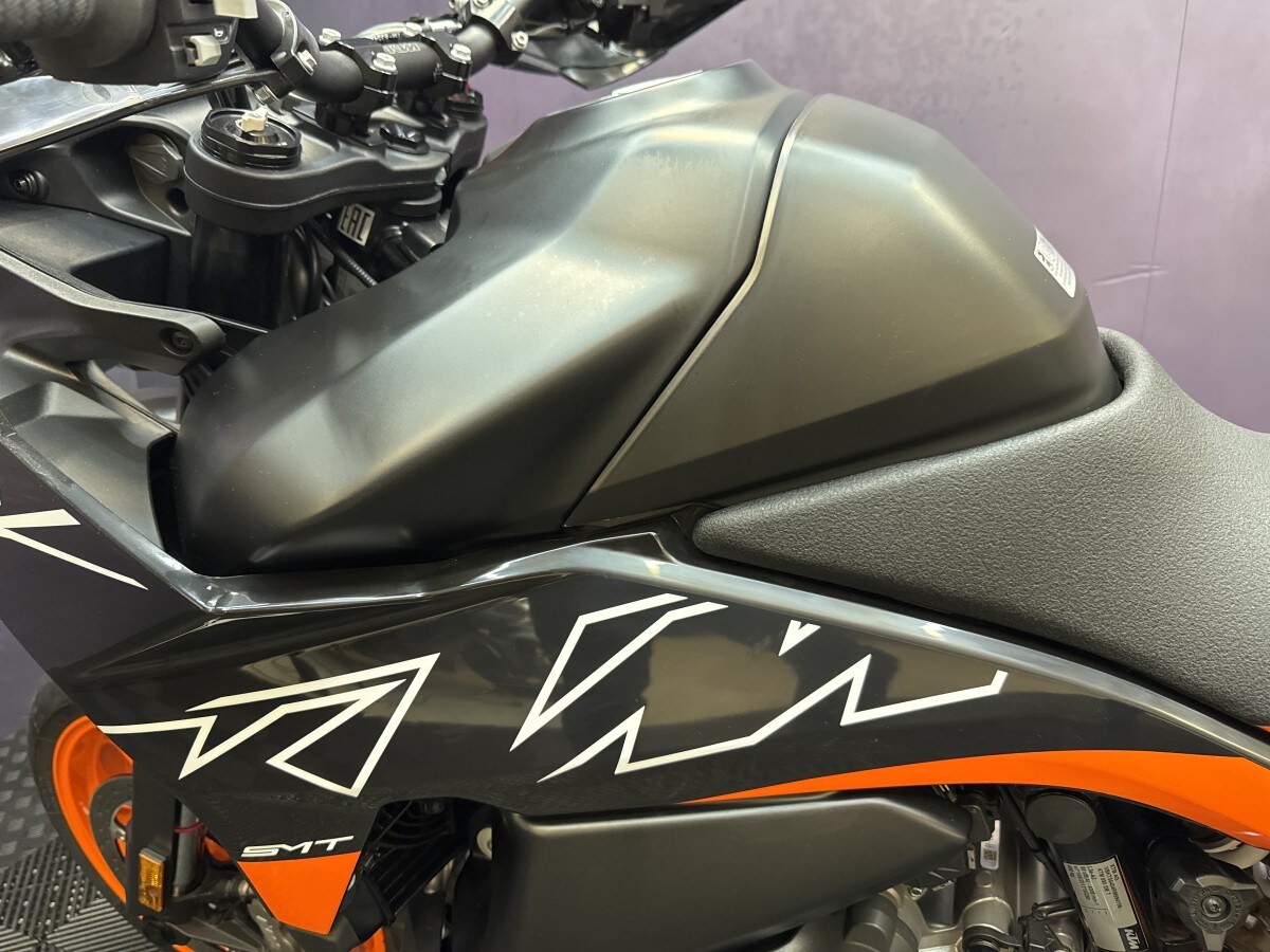 KTM 890 SMT