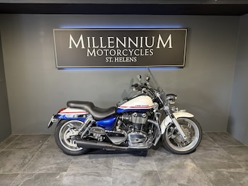 Used Triumph THUNDERBIRD 1600 2011 for sale - bike-78229510: Photo