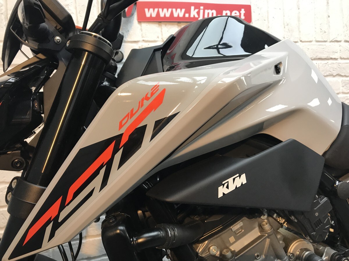 KTM Duke
