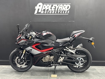 Used QJ MOTOR SRK 125 R undefined for sale - bike-77869412: Photo